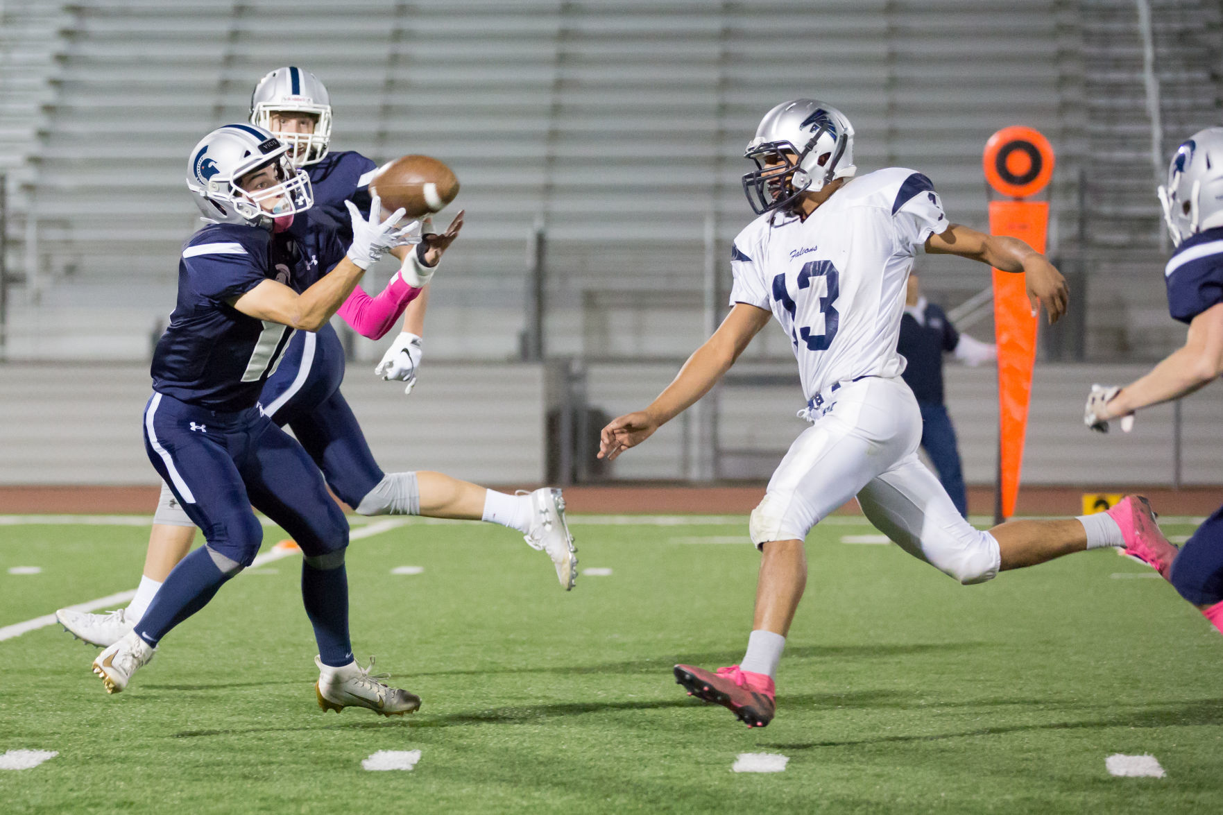 101119 OA Frazier Mountain Football 13.jpg
